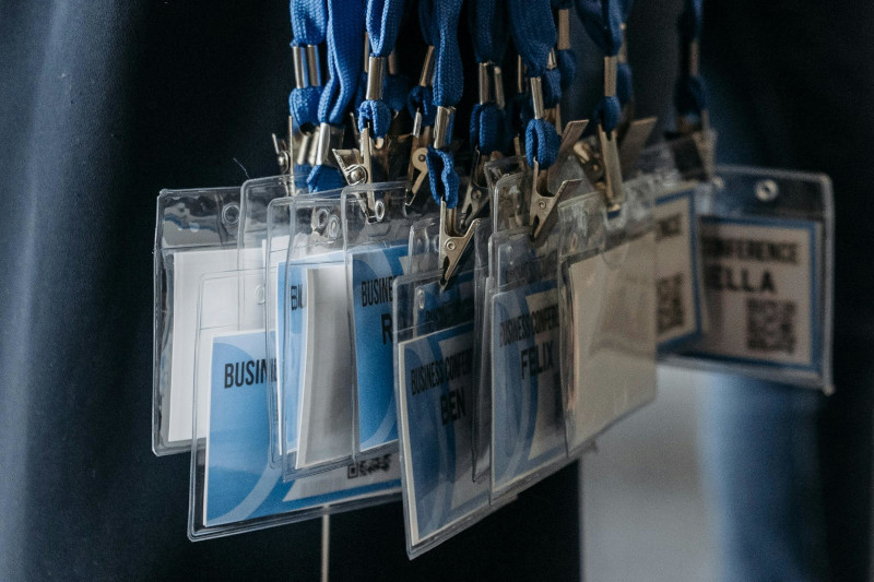 Het verschil tussen authenticatie en autorisatie